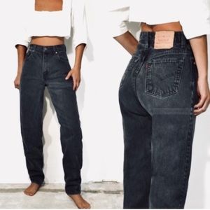 Vintage Levi’s 501 Black Straight Leg jeans
